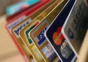 谨慎选择商家 避免信用卡冒充消费