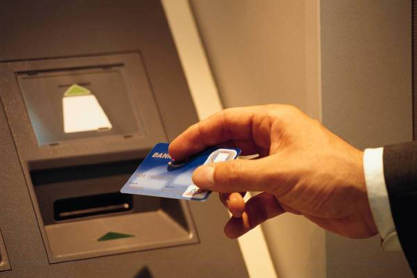 网上银行转账不再是主流 ATM机的逆袭时代降临